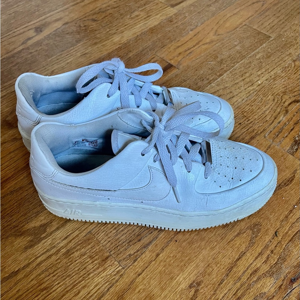 Nike Air Force 1 Sage Low